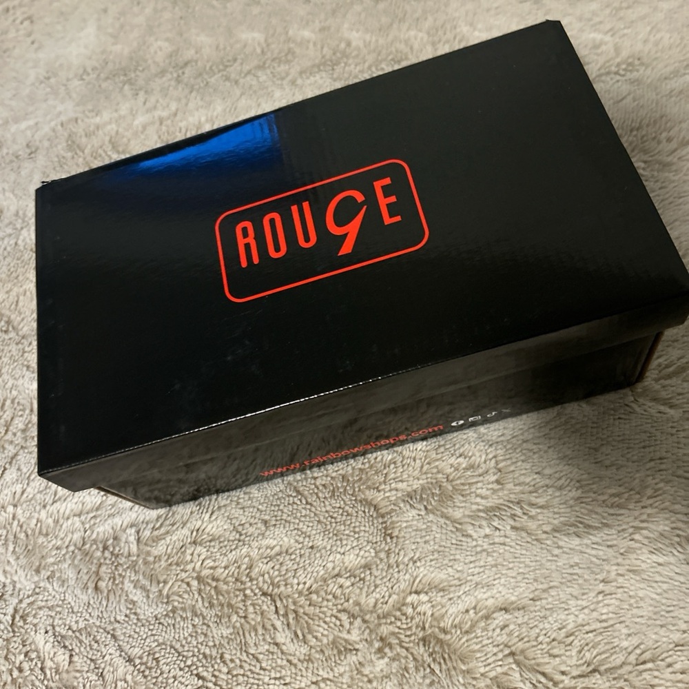 Rouge Helium Black Box with Red Logo